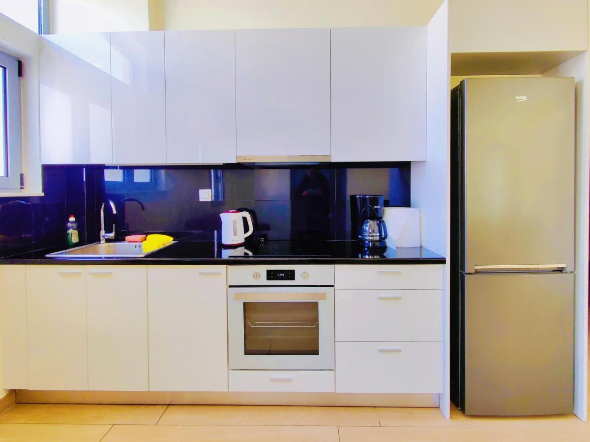 Wsd Rich Apartment Hotel Атина Екстериор снимка